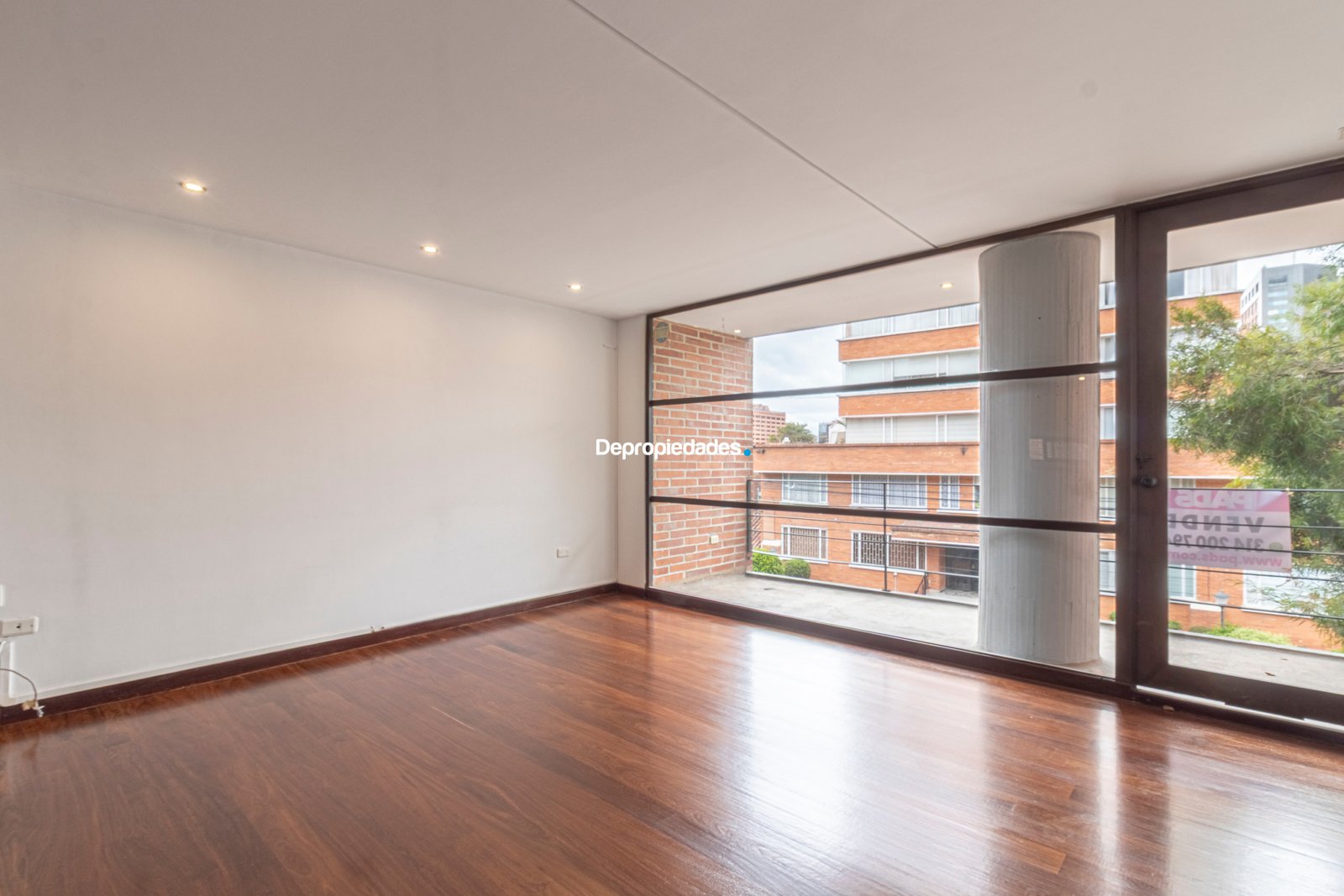 Apartamento moderno en Quinta Camacho con balcón y 2 garajes · DP-6 - foto 3