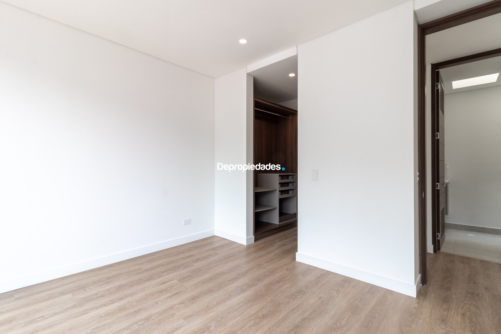 Apartamento en Chicó Reservado con vista a cerros – 173 m² · DP-9 - foto 14