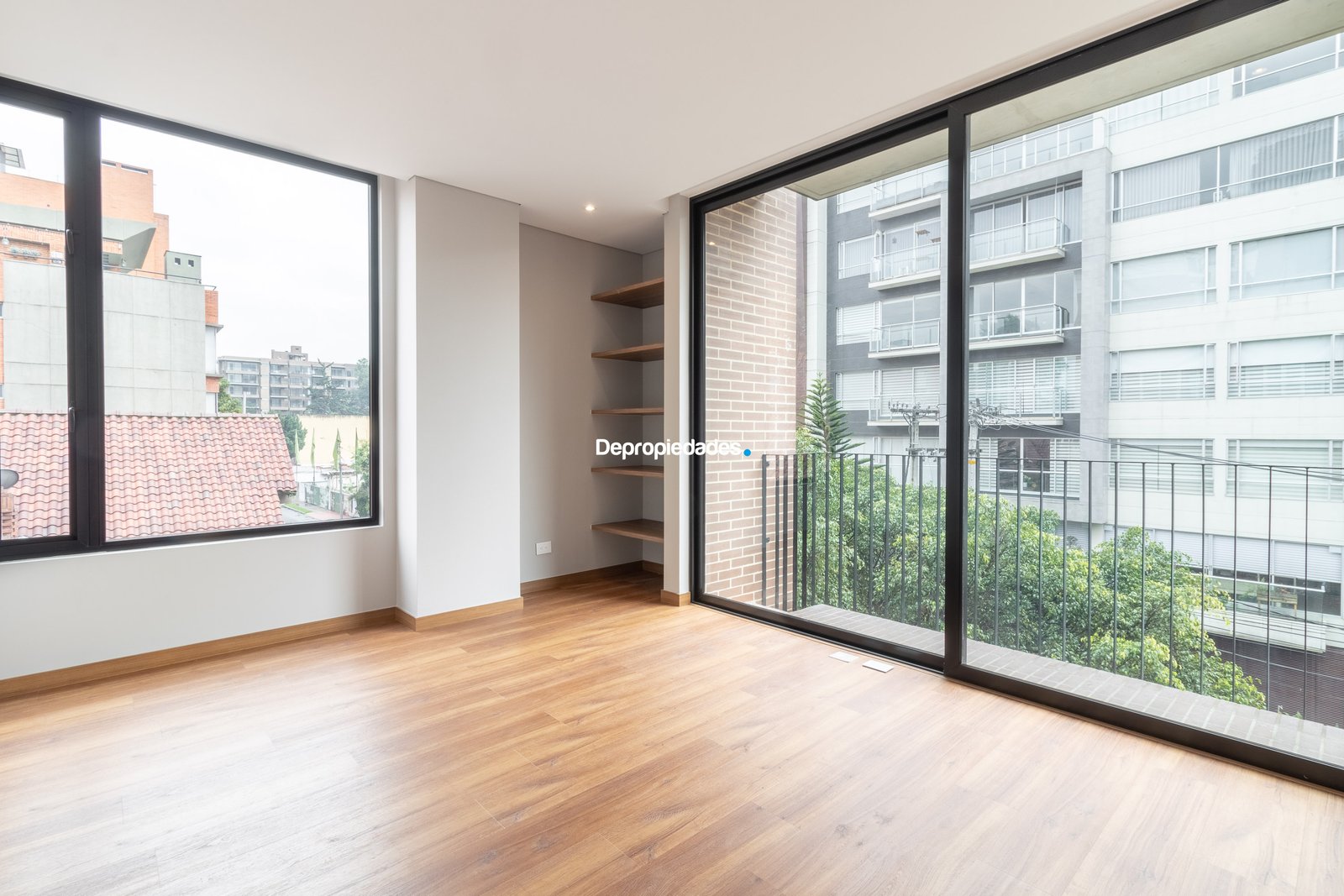 Apartamento con terraza en Chicó Norte – 2 alcobas, 83m² · DP-3 - foto 1