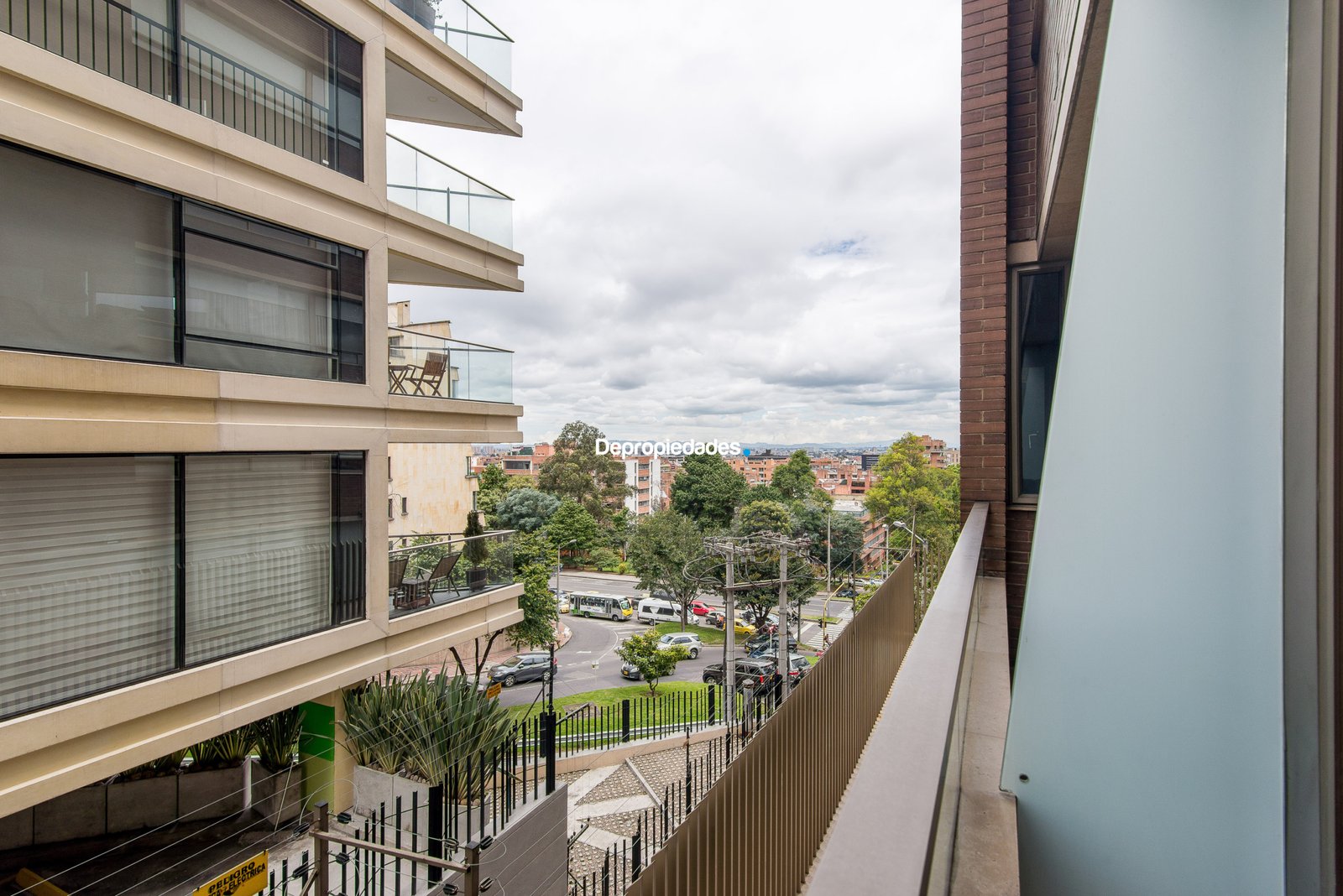 Apartamento en Chicó Alto con terraza de 29m² y vista a montañas · DP-2 - foto 13