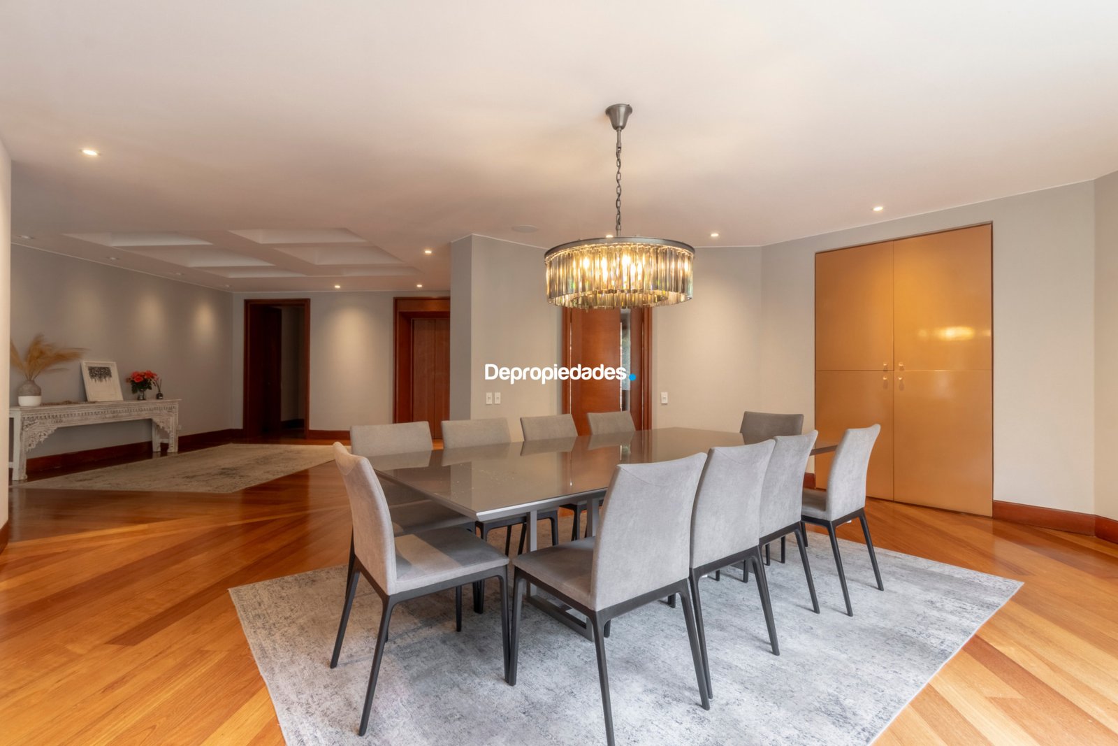 Apartamento 400m² en Chicó Reservado – 4 alcobas, 4 parqueaderos - foto 6